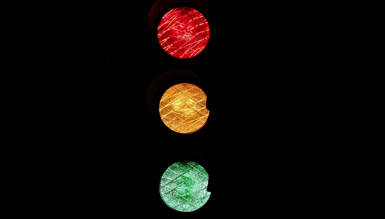 traffic signal; red,yellow, green